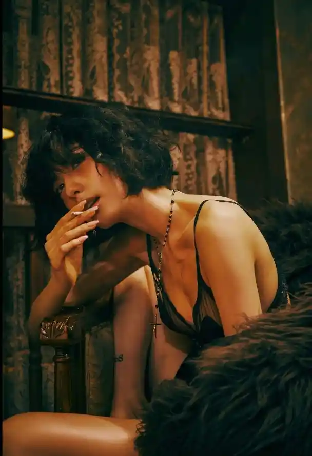 AV综合网男人的天堂_看b站直播软件_国产亚洲日韩欧美一区二区三区
