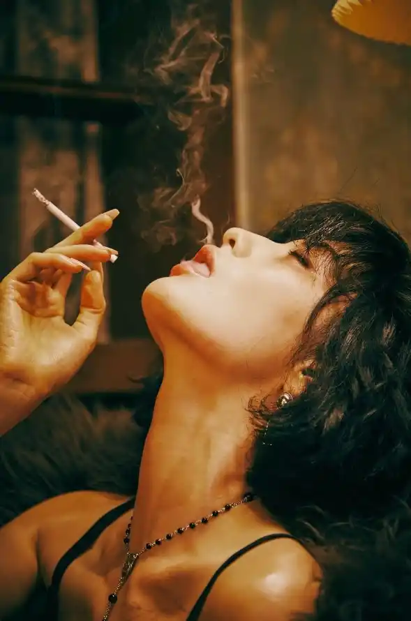 AV综合网男人的天堂_看b站直播软件_国产亚洲日韩欧美一区二区三区